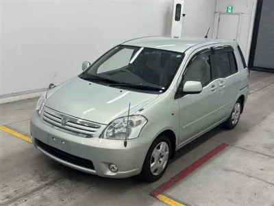 Toyota RAUM  с аукциона в Японии