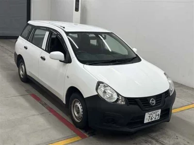 Nissan AD
