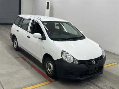 Nissan AD
