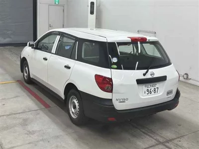 Nissan AD