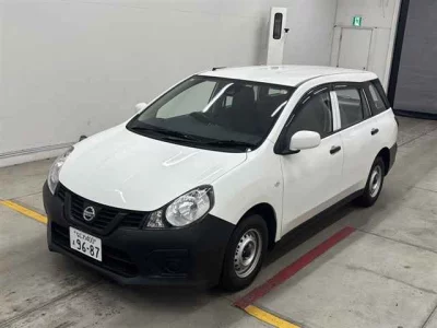 Nissan AD