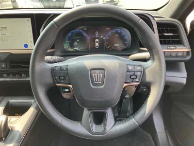 Toyota Crown Crossover