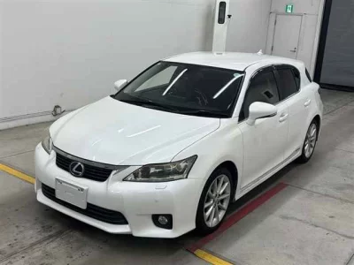Lexus CT  с аукциона в Японии