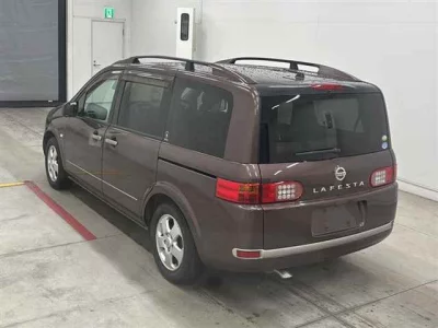 Nissan Lafesta