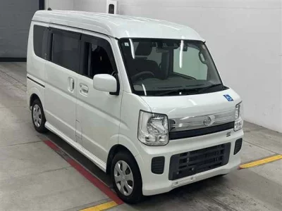 Nissan CLIPPER RIO