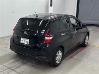Nissan NOTE лот № 30087 оценка 4.5  с аукциона в Японии 4