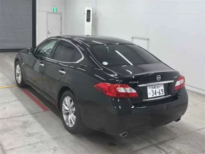 Nissan Fuga