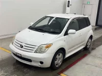 Toyota IST лот № 90443 оценка 3.5  с аукциона в Японии 3