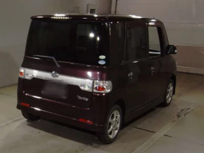 Daihatsu TANTO  с аукциона в Японии