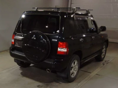 Mitsubishi Pajero iO