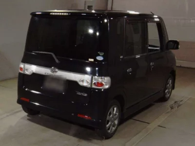 Daihatsu TANTO  с аукциона в Японии