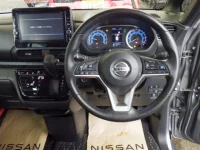 Nissan ROOX лот № 3007 оценка 4  с аукциона в Японии 4