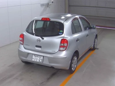 Nissan March