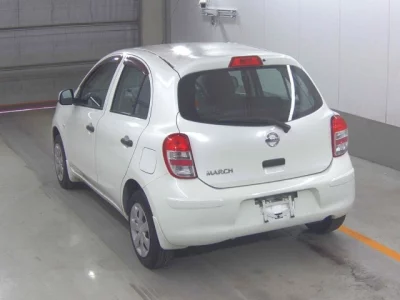 Nissan March
