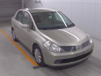 Nissan Tiida Latio