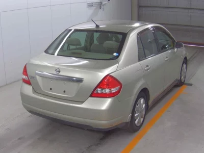Nissan Tiida Latio