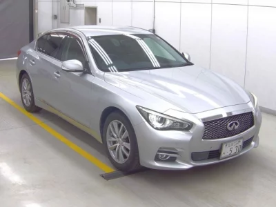 Nissan SKYLINE  с аукциона в Японии