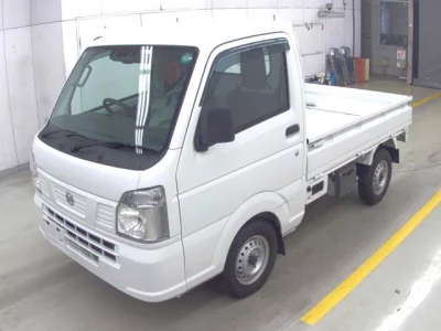 Nissan NT100 Clipper