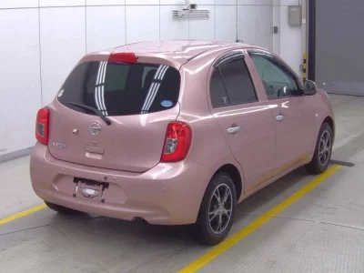 Nissan March