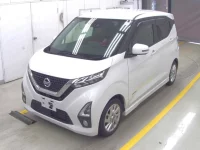 Nissan DAYZ лот № 3009 оценка 4.5  с аукциона в Японии 2