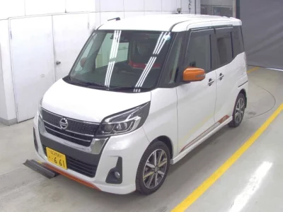 Nissan Dayz Roox