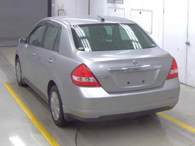 Nissan Tiida Latio