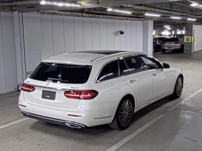 Mercedes-Benz E CLASS WAGON  с аукциона в Японии