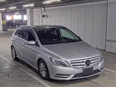 Mercedes-Benz B CLASS  с аукциона в Японии