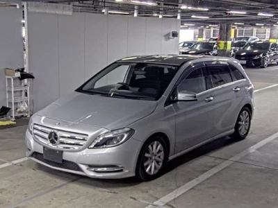Mercedes-Benz B CLASS  с аукциона в Японии