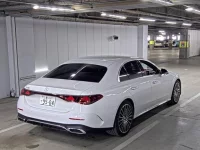 Mercedes-Benz E CLASS лот № 333 оценка 5  с аукциона в Японии 1