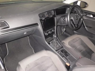 Volkswagen GOLF VARIANT  с аукциона в Японии