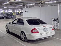 Mercedes-Benz E CLASS лот № 810 оценка 3.5  с аукциона в Японии 4