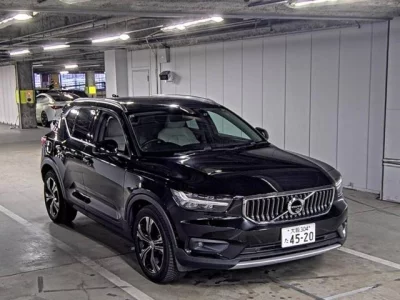 Volvo XC40  с аукциона в Японии