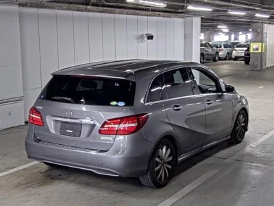Mercedes-Benz B CLASS  с аукциона в Японии