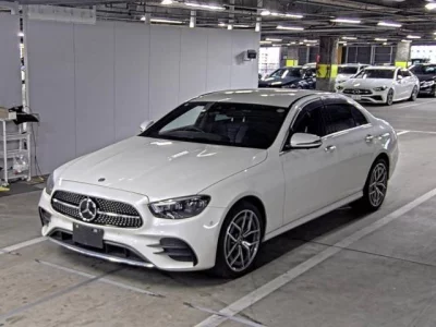 Mercedes-Benz E CLASS  с аукциона в Японии