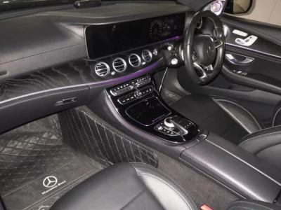 Mercedes-Benz E CLASS  с аукциона в Японии