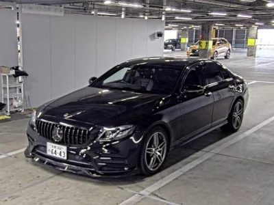 Mercedes-Benz E CLASS  с аукциона в Японии