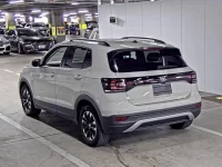 Volkswagen T-CROSS лот № 71 оценка 4.5  с аукциона в Японии 4