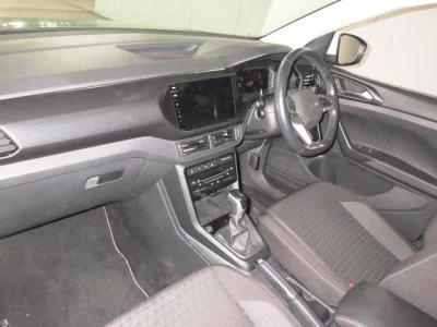 Volkswagen T-CROSS  с аукциона в Японии