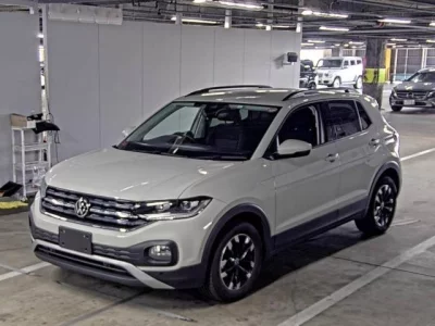 Volkswagen T-CROSS  с аукциона в Японии