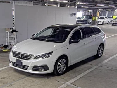 Peugeot 308  с аукциона в Японии