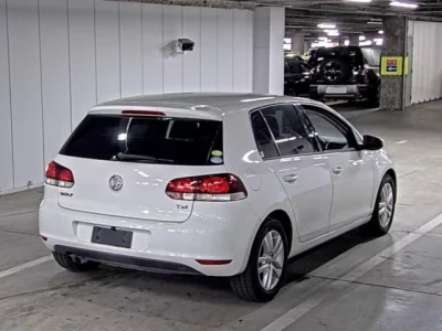 Volkswagen Golf  с аукциона в Японии