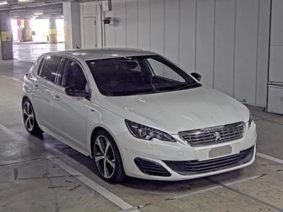 Peugeot 308  с аукциона в Японии