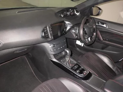 Peugeot 308  с аукциона в Японии