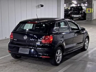 Volkswagen Polo  с аукциона в Японии