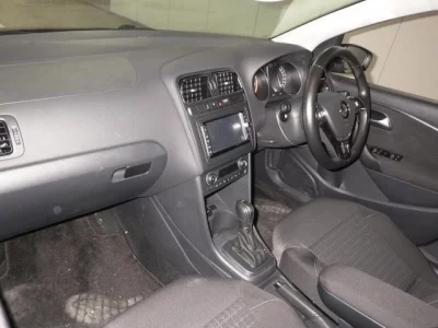 Volkswagen Polo  с аукциона в Японии