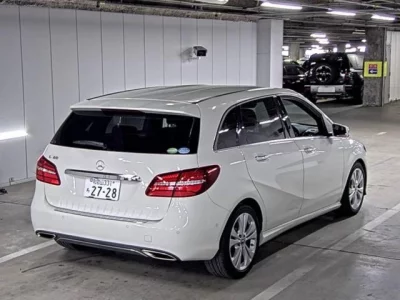 Mercedes-Benz B CLASS  с аукциона в Японии