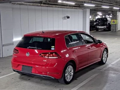 Volkswagen Golf  с аукциона в Японии