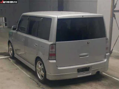 Toyota BB  с аукциона в Японии