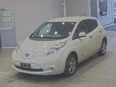 Nissan LEAF  с аукциона в Японии